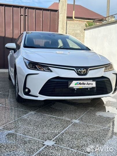 Toyota Corolla 1.2 CVT, 2022, 950 км