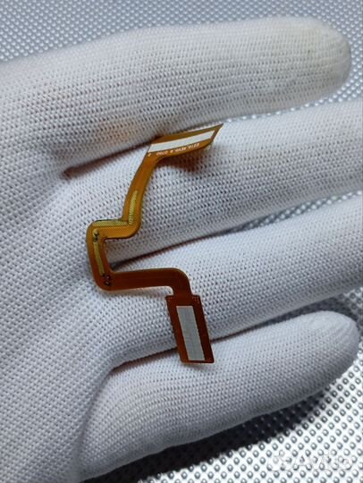 Samsung SGH-E210. Межплатный шлейф. Оригинал