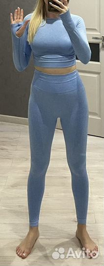 Спортивный костюм женский