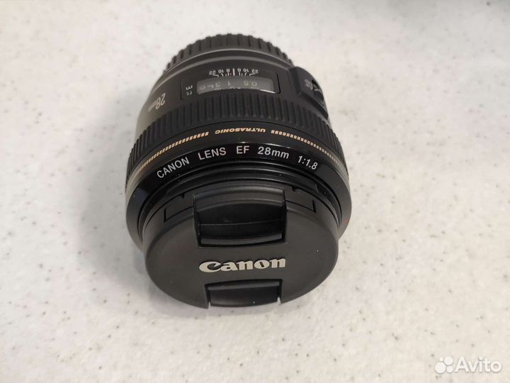 Объектив Canon EF 28mm f/1.8 USM