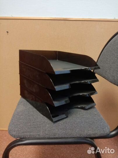 Лоток для бумаг горизонтальный