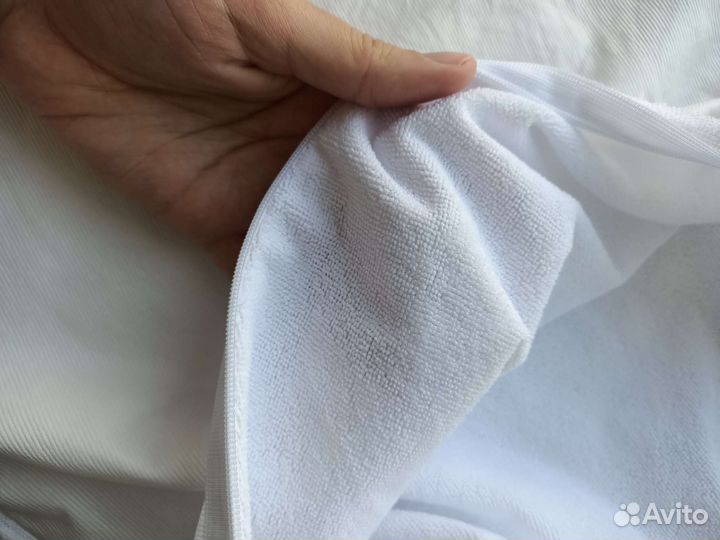 Наволочка на подушку непромокаемая 72 на 48 см