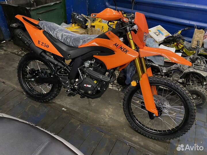 Новый мотоцикл minsk X 250 оранжевый 2024