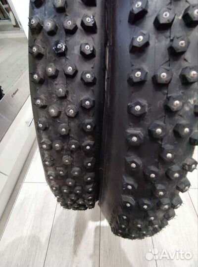 Schwalbe ICE spiker PRO 27.5