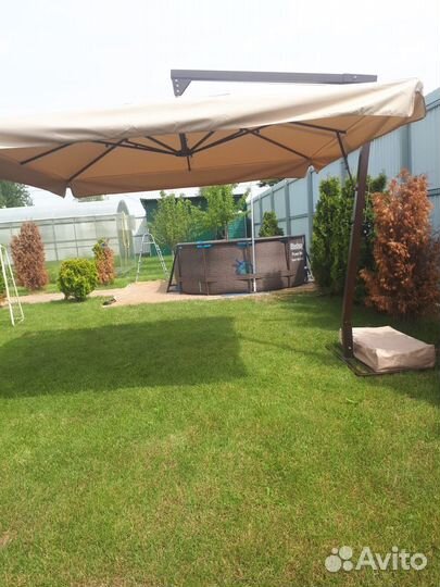 Зонт на боковой опоре 4х27