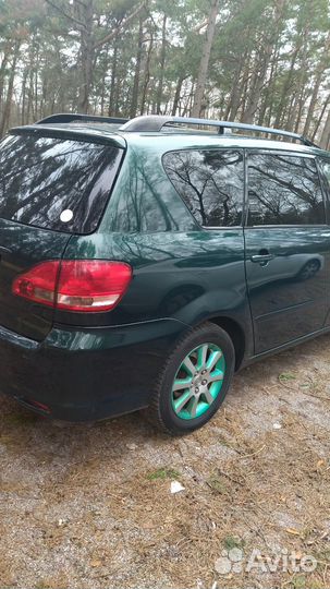 Toyota Avensis Verso 2.0 МТ, 2003, 333 417 км