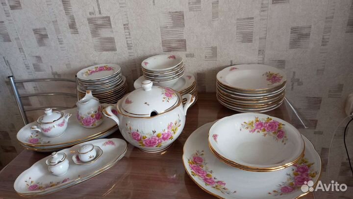 Набор столовой посуды