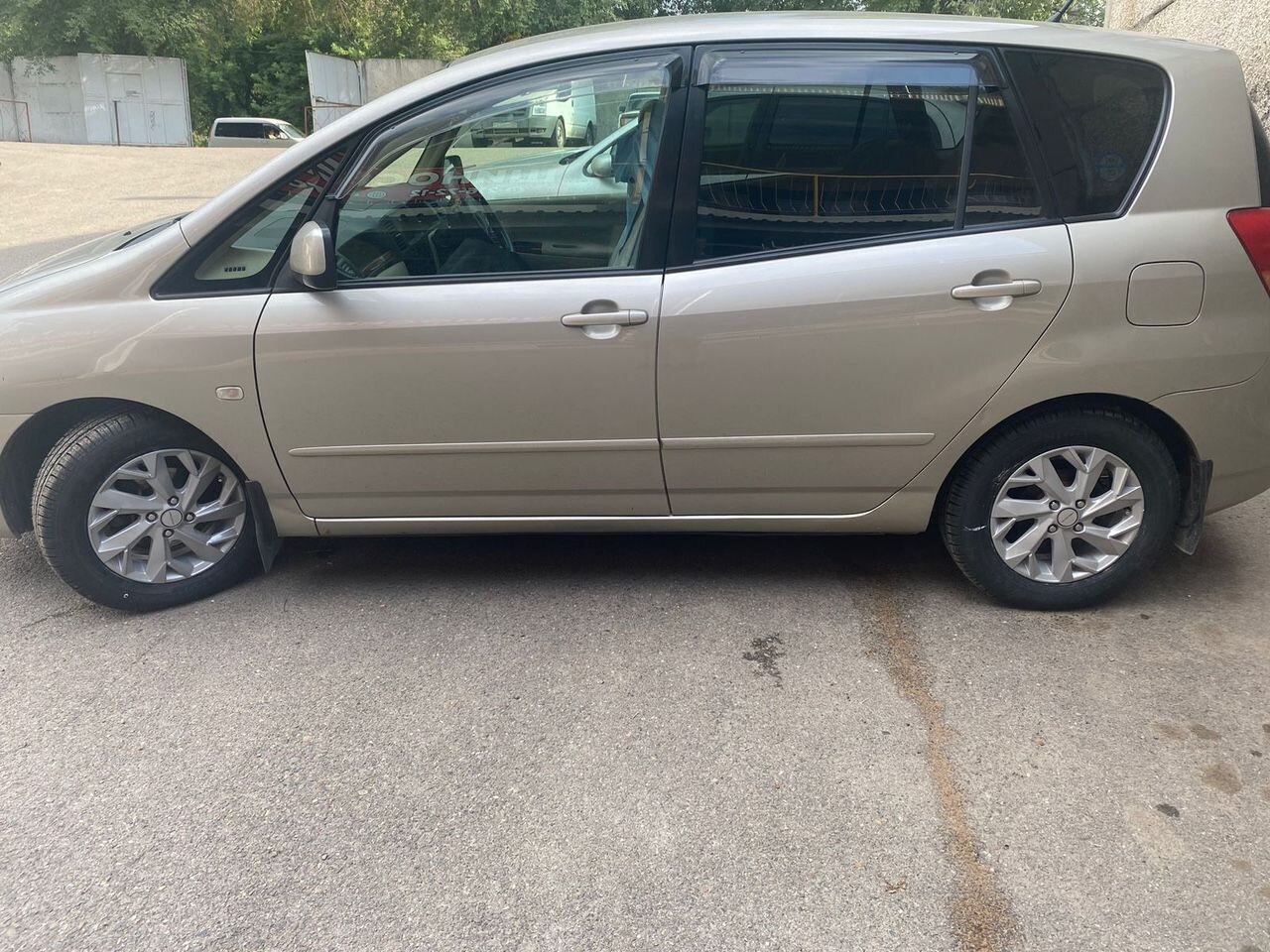 Toyota Corolla Spacio: фото из отзыва