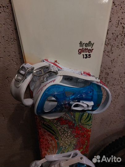 Сноуборд с креплениями для девочки