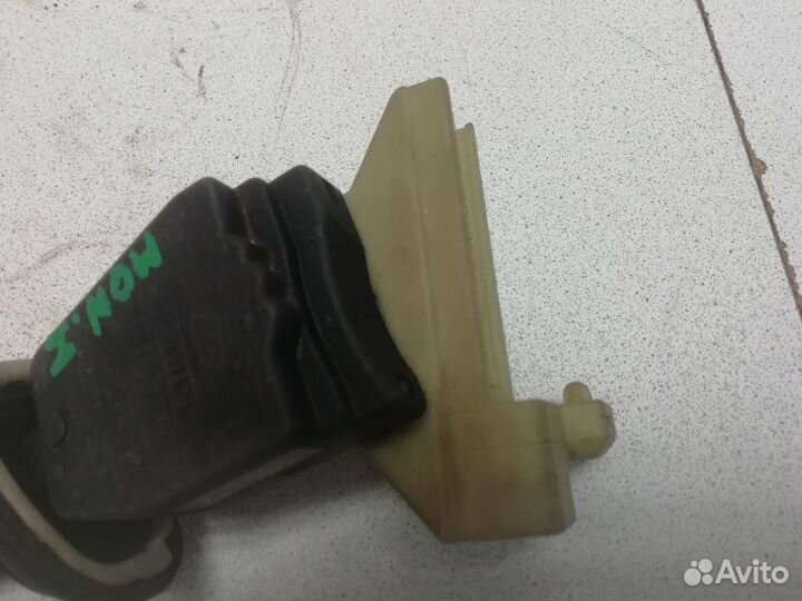 Переключатель стеклоочистителей подрулевой 93BG17K