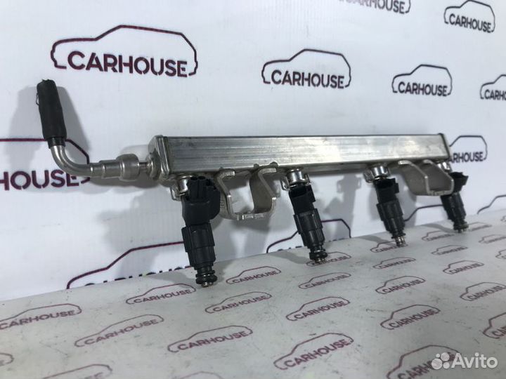 Рампа с форсунками Ford Focus 2 1.8 qqdb