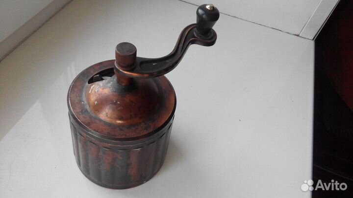 Ручная кофемолка СССР