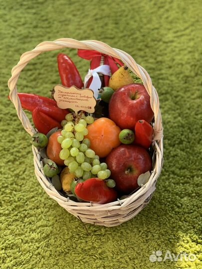 Авторские Букеты из шишек и фруктов