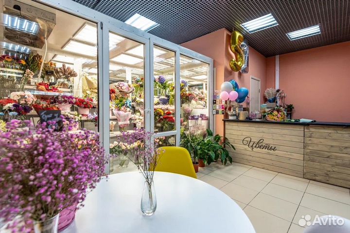 Магазин цветов у метро Сокол
