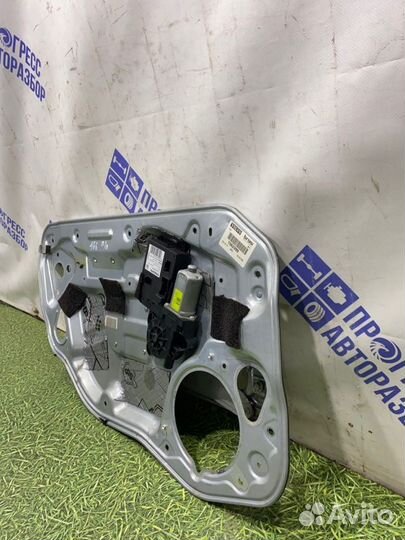 Стеклоподъемник передний левый Volvo S40 седан 2.4