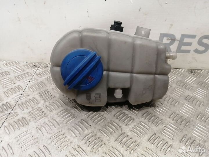 Бачок расширительный Audi A6