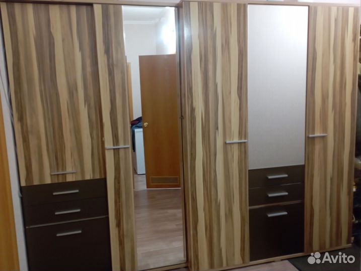 Шкаф для одежды бу