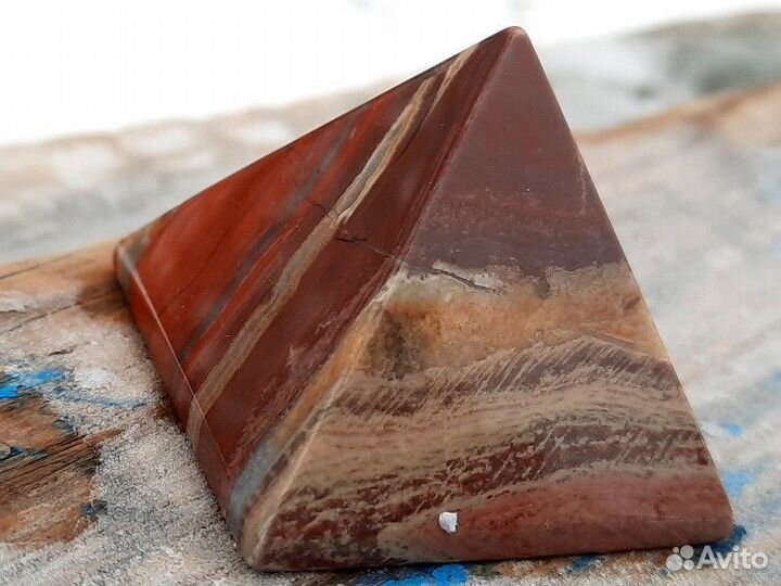 Красная Яшма Пирамидка Кристалл Камень Подарок