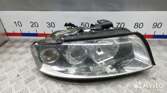 Фара правая audi A4 B6 (OML16MU01)