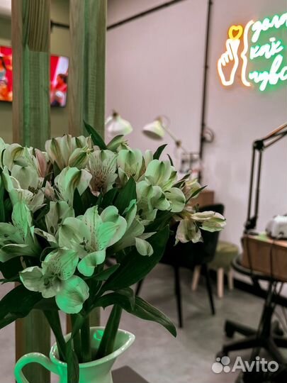 Мастер маникюра