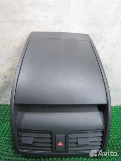 Дефлектор торпедо центральный Suzuki SX4 2007