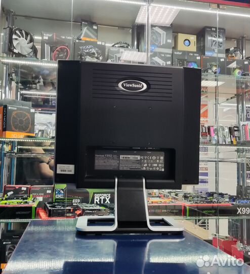 Монитор ViewSonic VX922 19