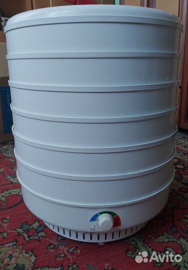 Электросушилка для овощей и фруктов