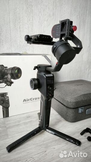 Трехосевой стабилизатор Moza AirCross 2