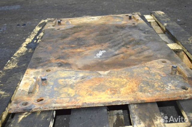 Пластина под сцепное устройство (седло) iveco Euro