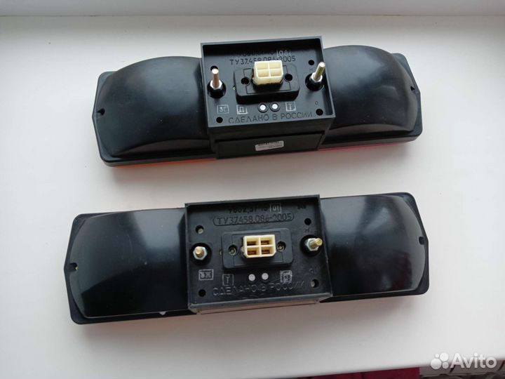 Задние фонари на камаз (новые)