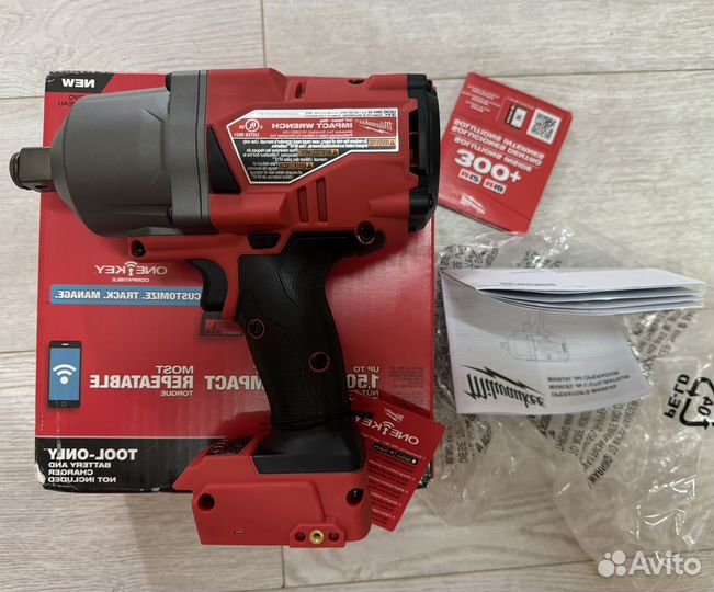 Аккумуляторный гайковерт Milwaukee 2864-20 M18