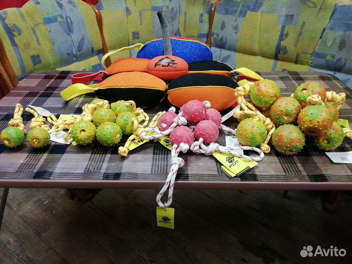 Амуниция, снаряжение, игрушки, кусалки, подушки