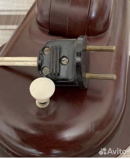 Карболитовая настольная лампа