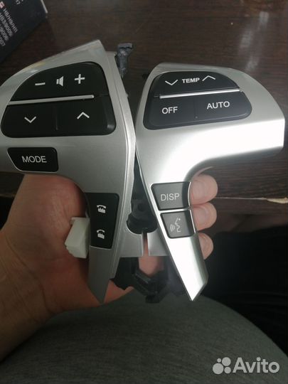 Кнопки на руль toyota camry 40, хайлендер