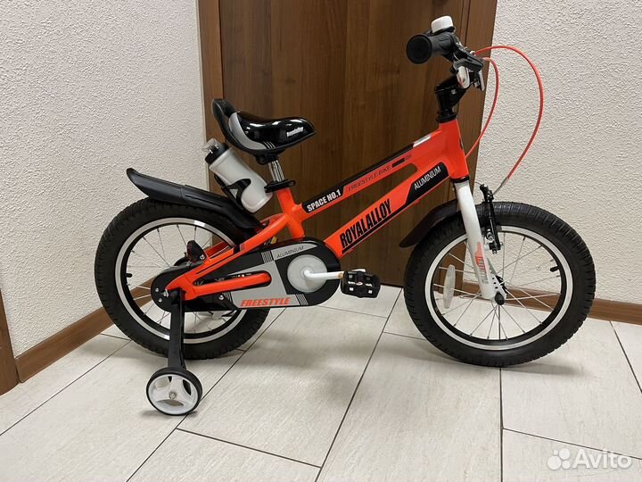 Детский велосипед 16 Royal Baby Space 1
