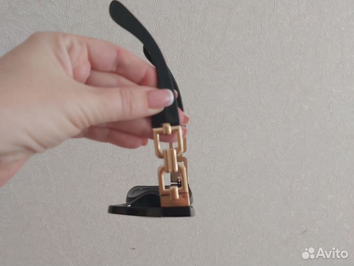 Солнцезащитные очки новые + футляр в подарок