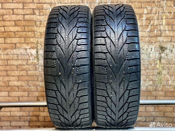 Nokian Tyres Hakkapeliitta R2 SUV 215/60 R17