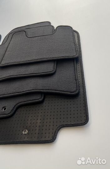 Ворсовый автоковрик