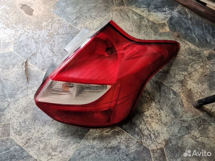 Фонарь задний RH Focus 3 х/б