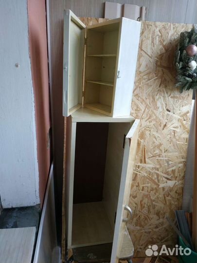 Шкаф