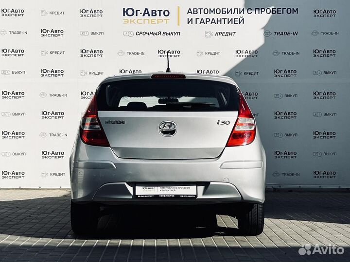 Hyundai i30, 2010
