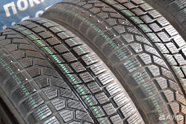 Toyo Open Country W/T 235/60 R17 102H