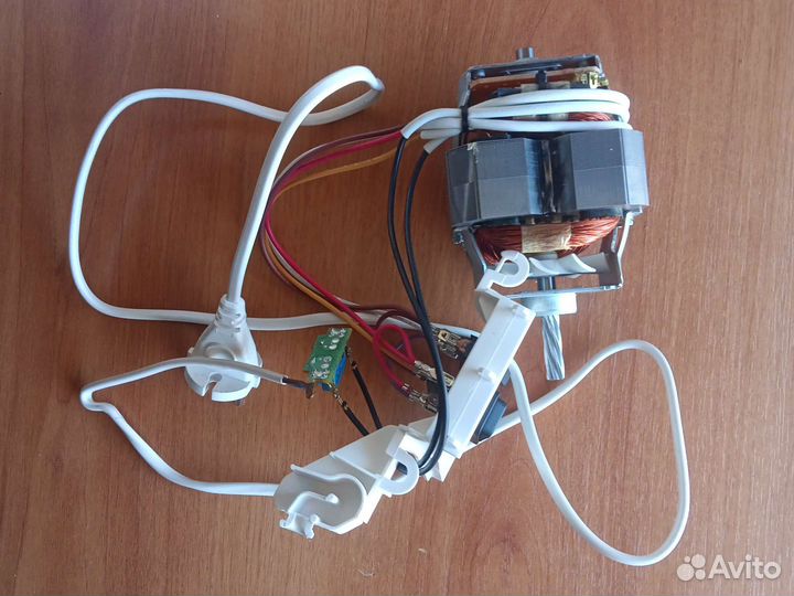 Запчасти для электромясорубки la hachoir 1500