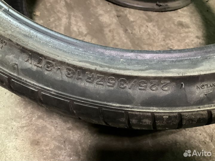 Evergreen ES83 225/35 R18