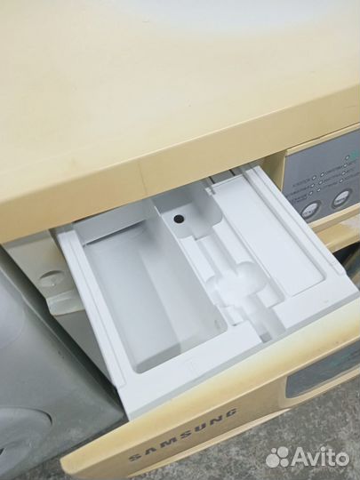 Стиральная машина Samsung узкая на гарантии
