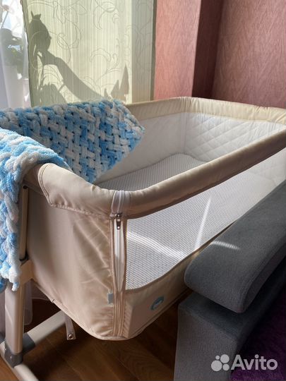 Детская кроватка люлька с маятником