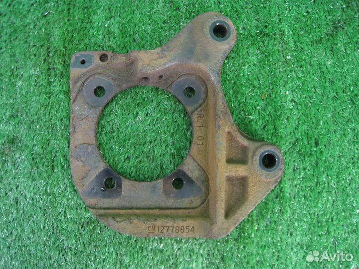 Цапфа правая Chevrolet Cruze J300 2011