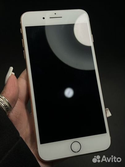 iPhone 8 Plus, 64 ГБ
