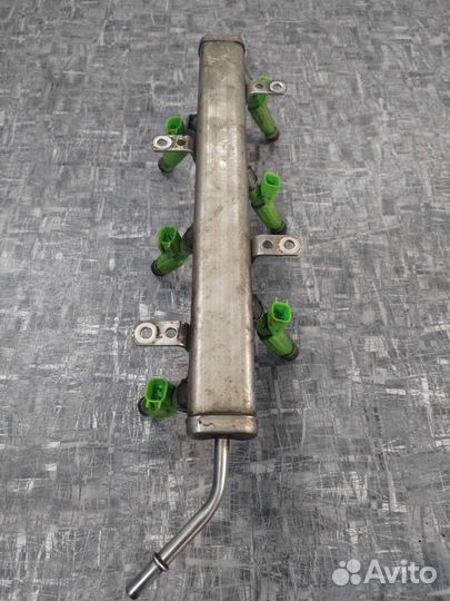 Форсунки топливные Додж караван Вояджер 01-07г