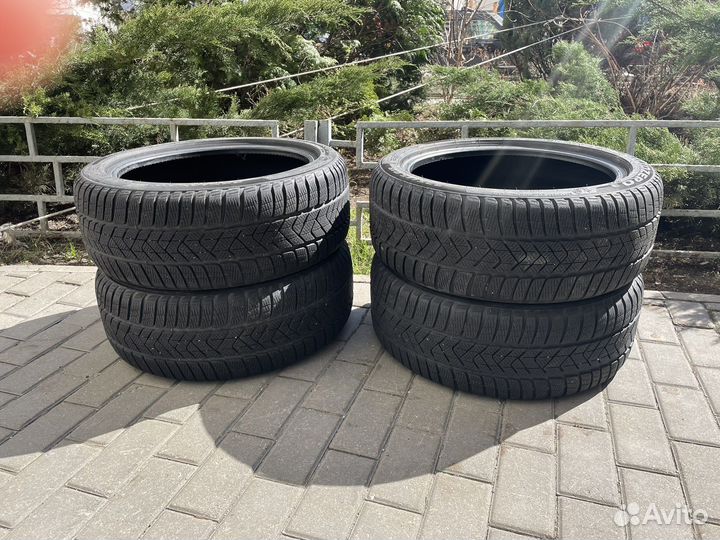 Pirelli Winter Sottozero 225/45 R18
